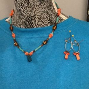 AQUA/PEACH/RUST NECKLACE & EARRINGS 🌟